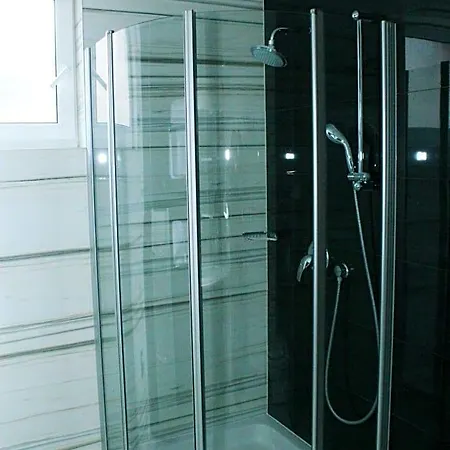 Elegance Hotel 4*