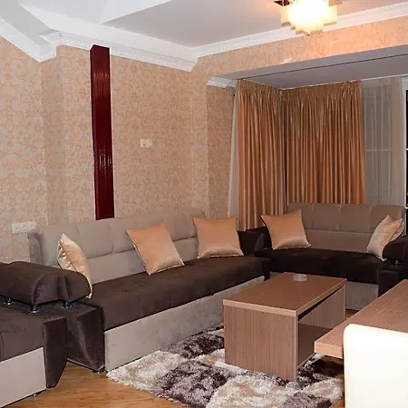 Elegance 4*